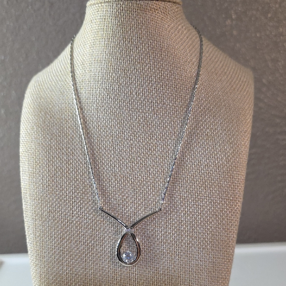 Nataliya V Collister NVC CZ And Silver Pendant Necklace NWOT